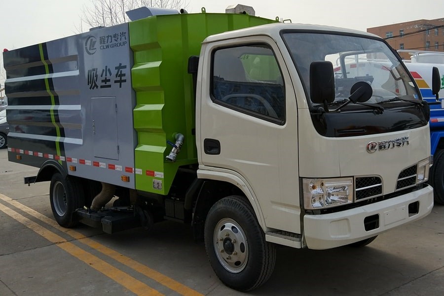 东风3吨吸尘车