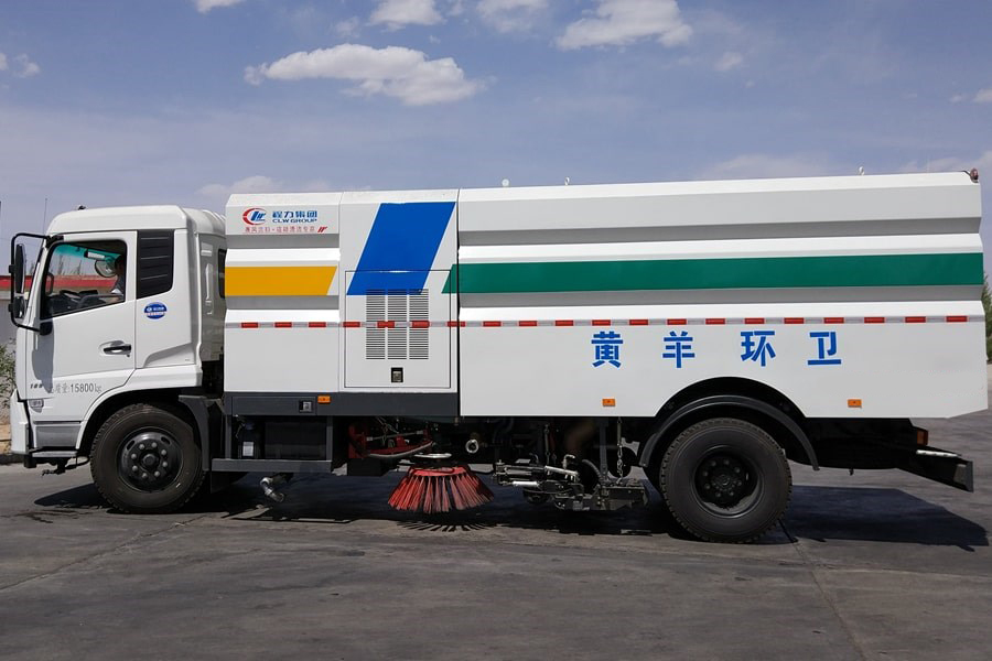 天锦8吨洗扫车