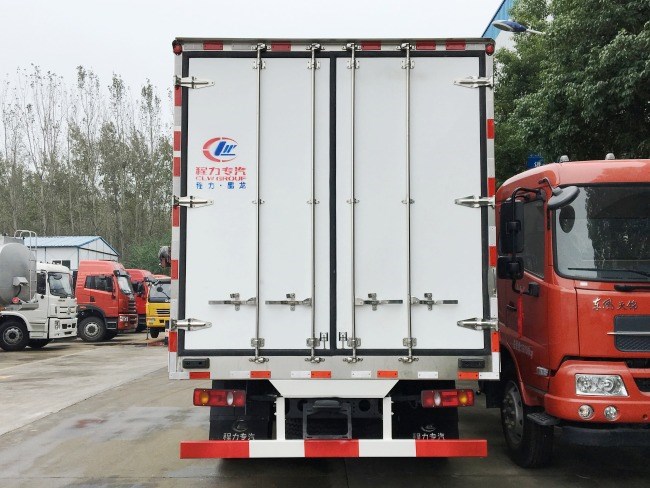 (厢长6.2米)东风天锦冷藏车