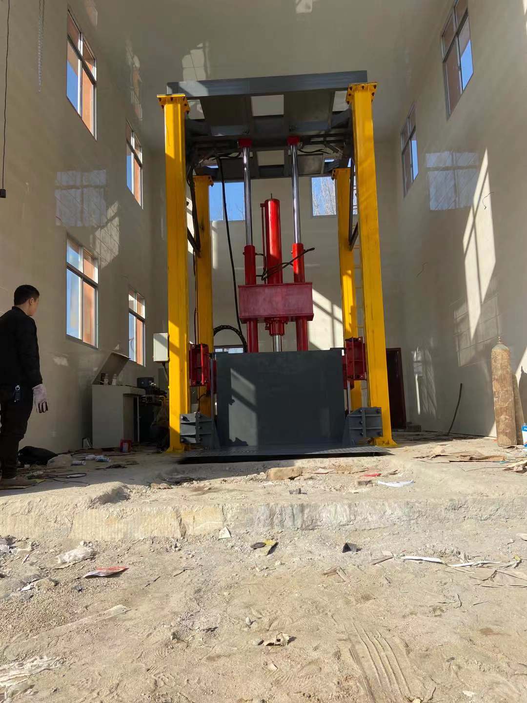 四柱举升地埋式垃圾中转站